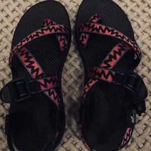 Zig Zag Chacos